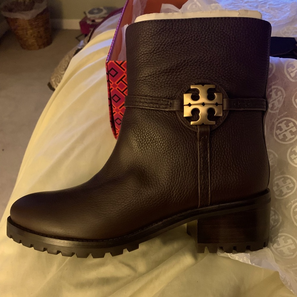 NEW Chocolate Tory Burch Miller Lug Sole Bootie